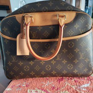 Louis Vuitton Deauville